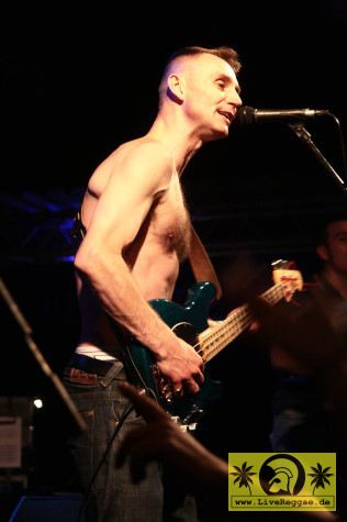 The Hotknives (UK) 12. This Is Ska Festival, Wasserburg Rosslau 27. Juni 2008 (19).JPG
